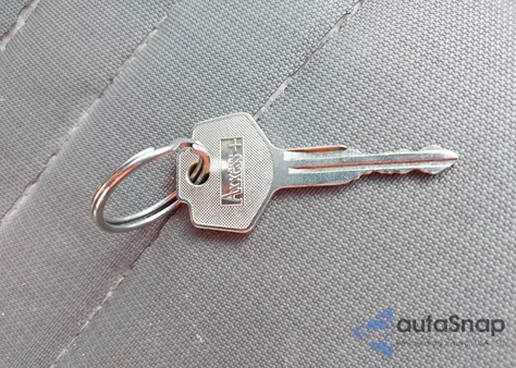 1988 Nissan D21 Short Bed z USA, uszkodzony, nr VIN 1N6ND11S5JC369756